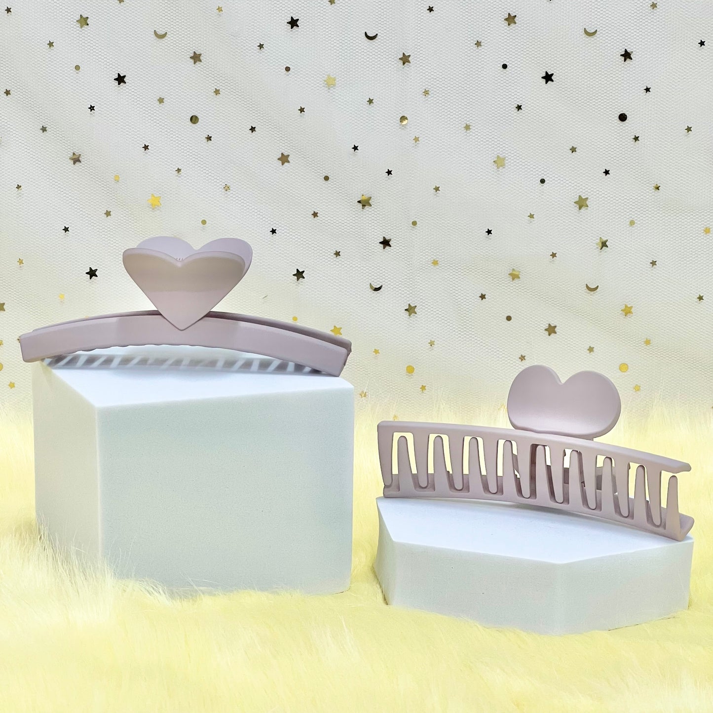 Matte Claw Clip: Crown Heart Claw Clip