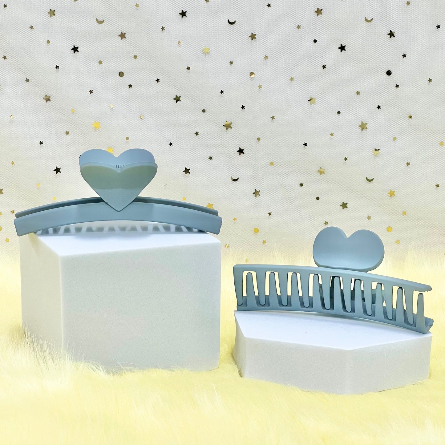 Matte Claw Clip: Crown Heart Claw Clip