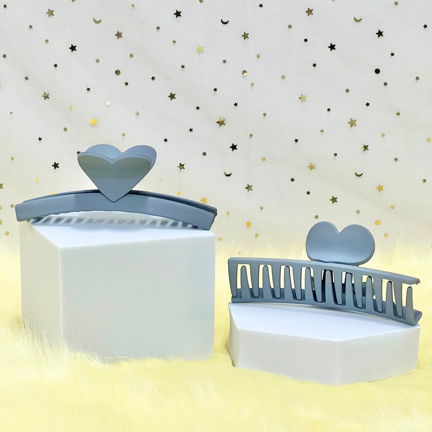 Matte Claw Clip: Crown Heart Claw Clip