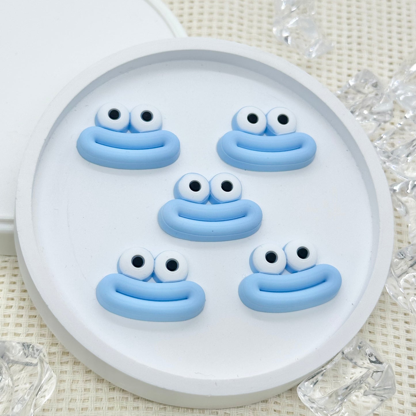 Stick-on Charms: Thick Lips (S)