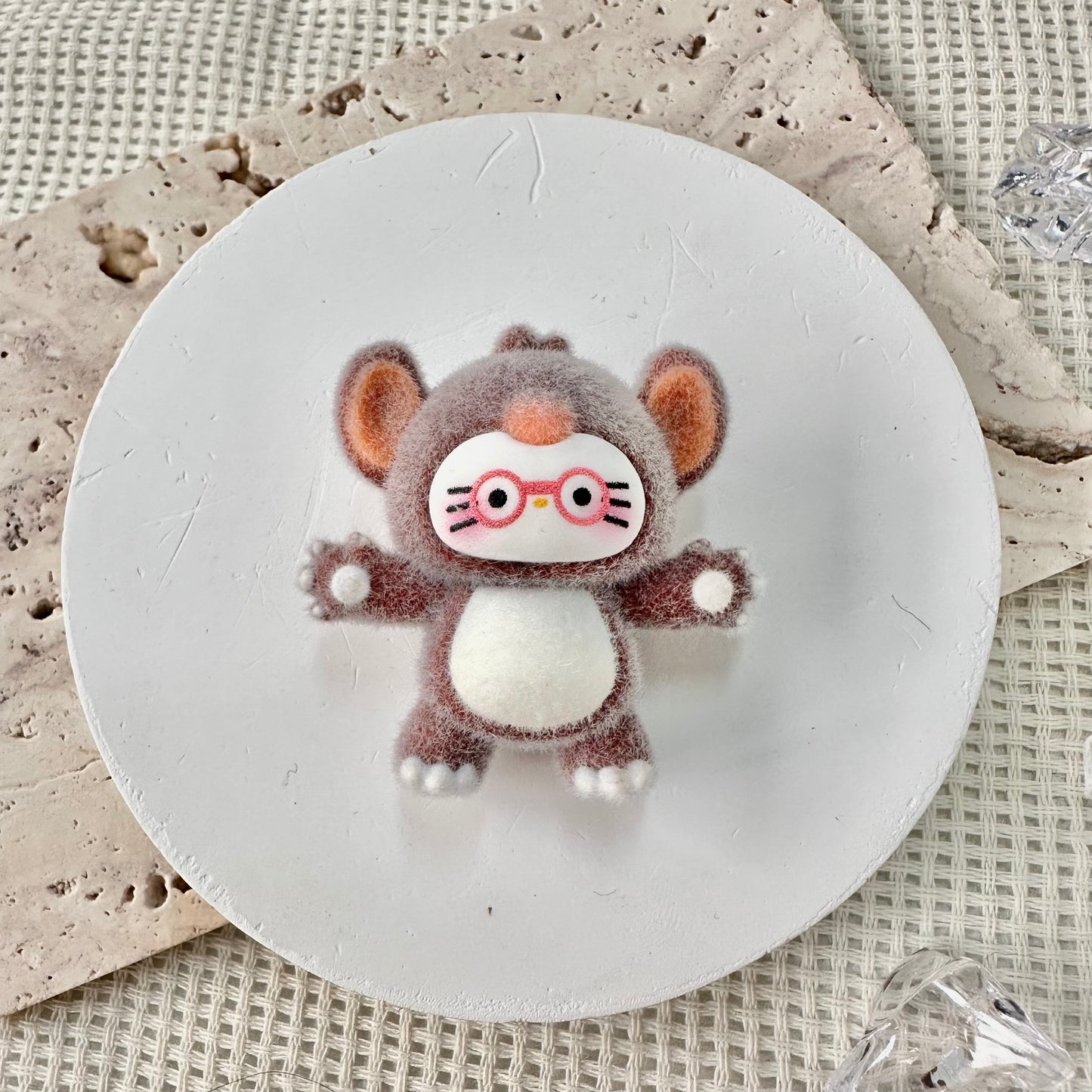 Velvet Beads: Kitty x Stitch