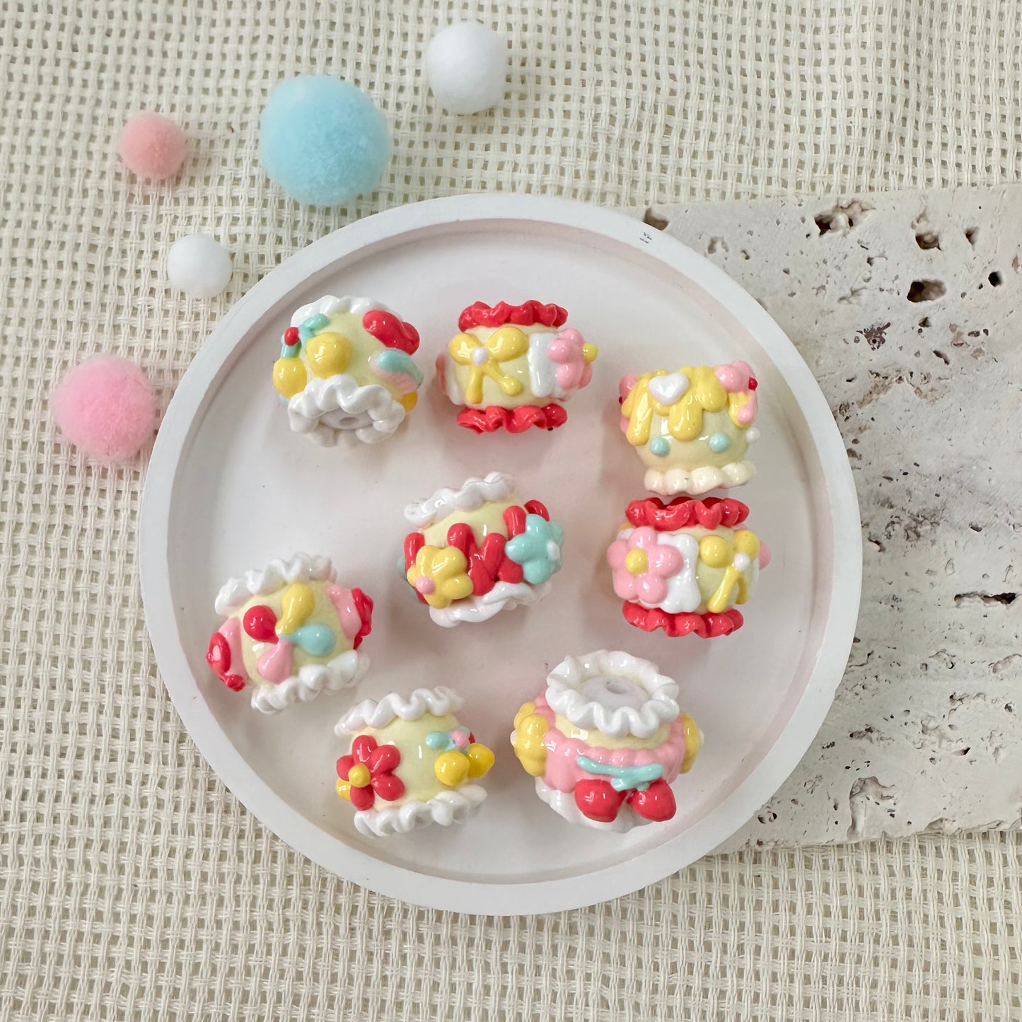 Handpainted Beads: Shelly