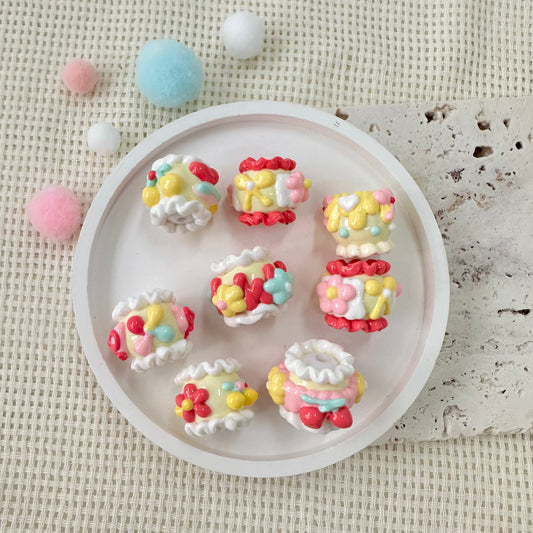 Handpainted Beads: Shelly