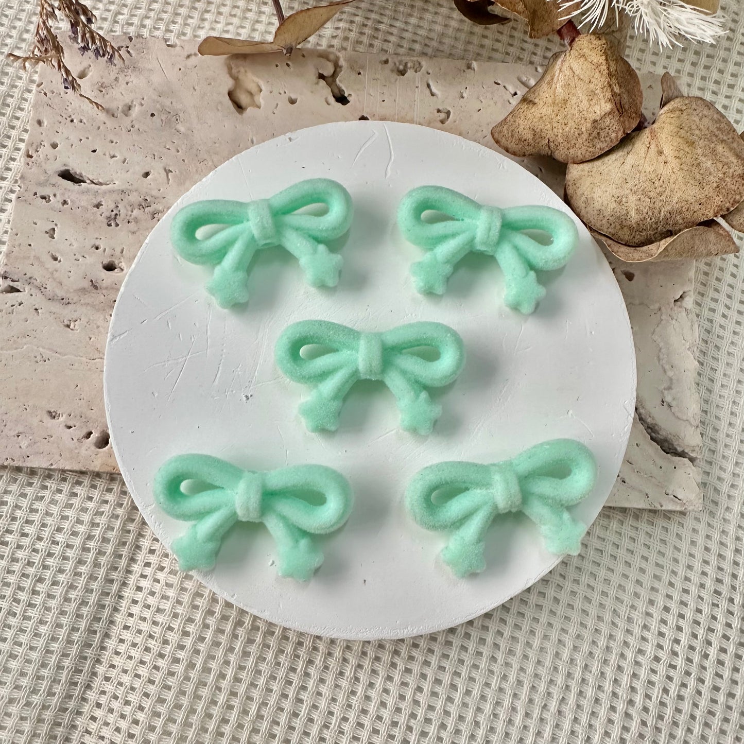 Velvet Beads: Ribbons (Assorted Colors)